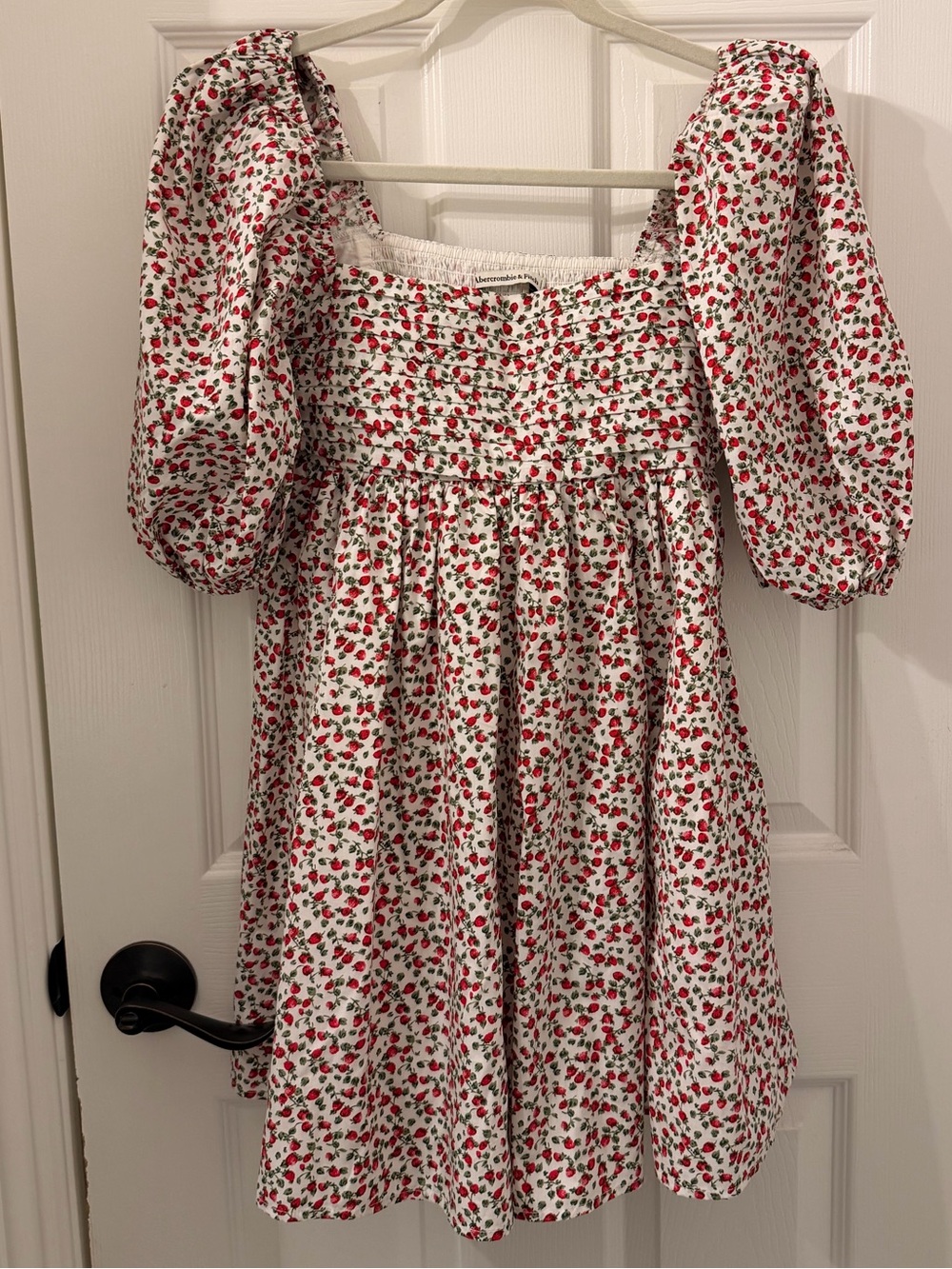 Abercrombie & Fitch Emerson Strawberry Mini Dress